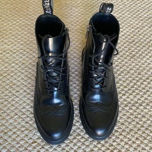 Dr. Martens Women Delphine boots